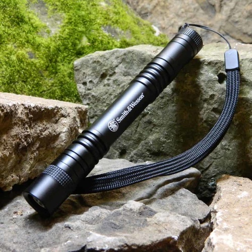 Smith&Wesson Galaxy® Pathmarker LED Flashlight 163 Lumens 